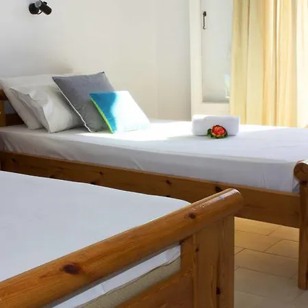 Litsa Aparthotel