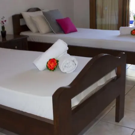 Litsa Aparthotel 2*